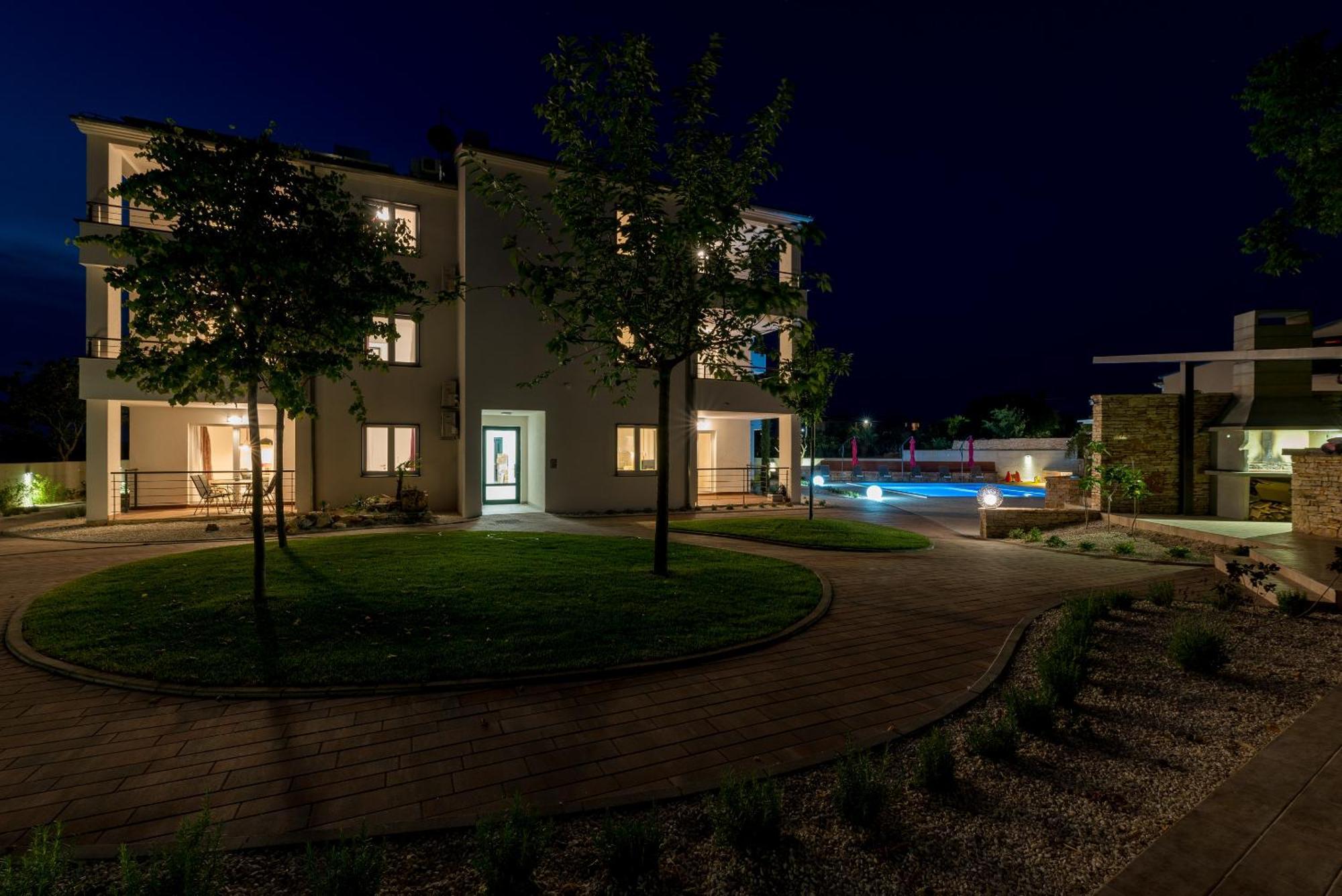 Villa Anja 2Nd Floor 佩罗杰 外观 照片