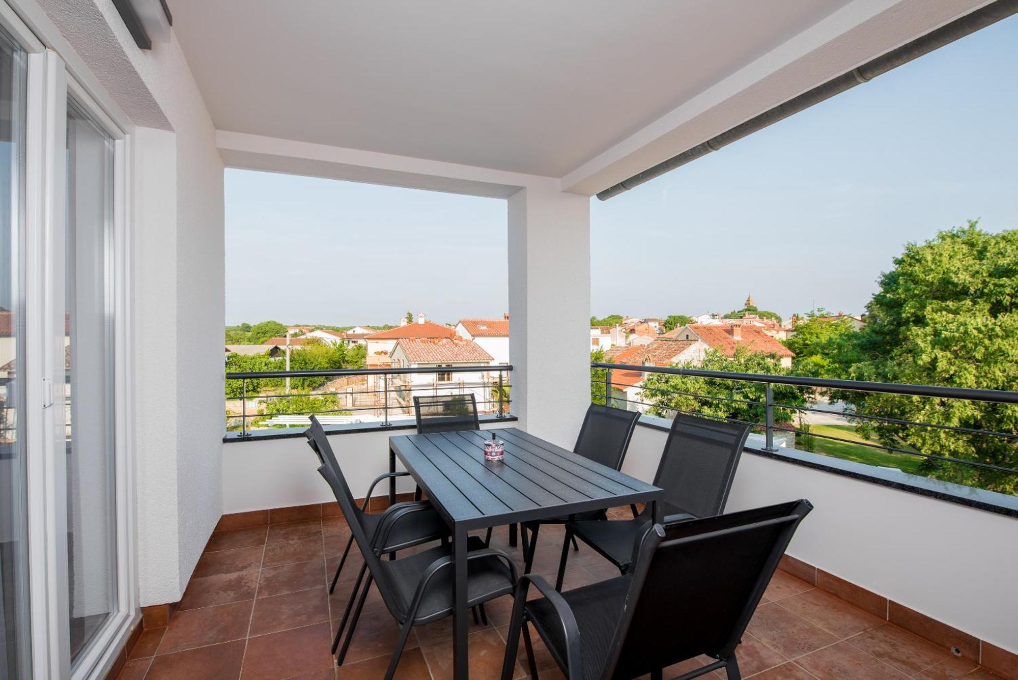 Villa Anja 2Nd Floor 佩罗杰 外观 照片