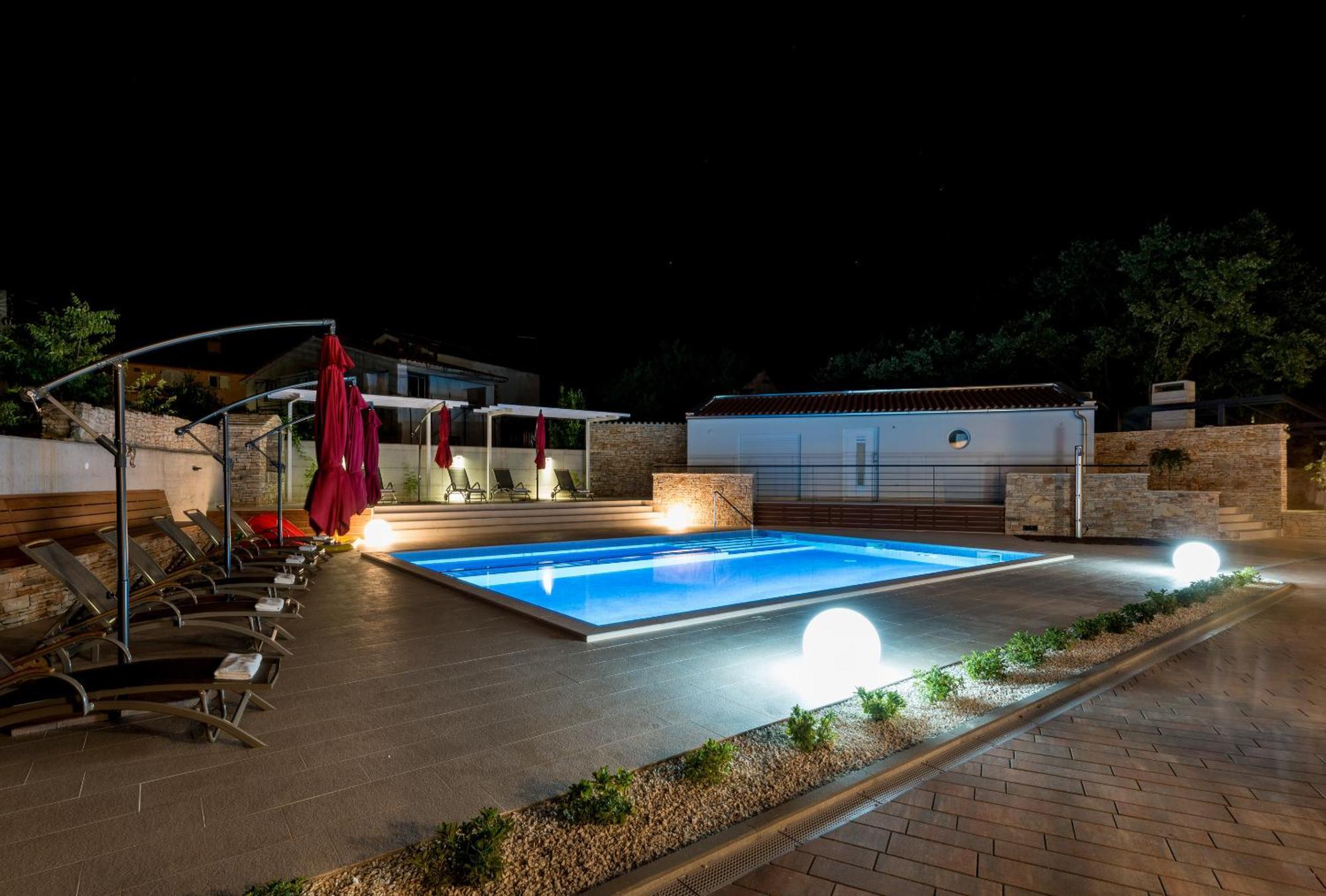 Villa Anja 2Nd Floor 佩罗杰 外观 照片