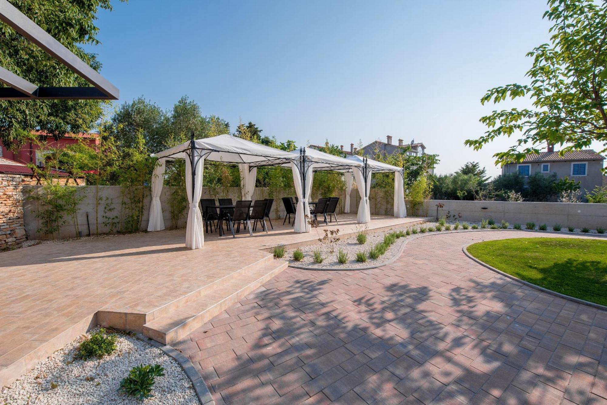 Villa Anja 2Nd Floor 佩罗杰 外观 照片