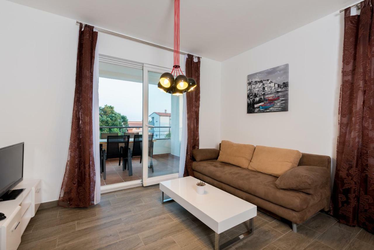 Villa Anja 2Nd Floor 佩罗杰 外观 照片