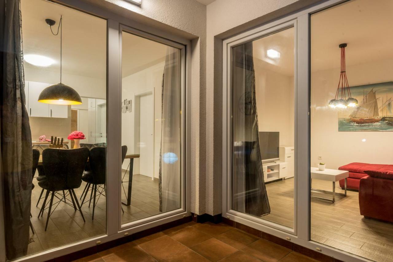 Villa Anja 2Nd Floor 佩罗杰 外观 照片